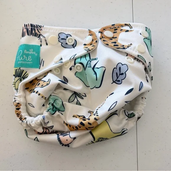 Pampers Pure Hybrid Cloth Diapers New/Never Used. Comes with 12. OS.